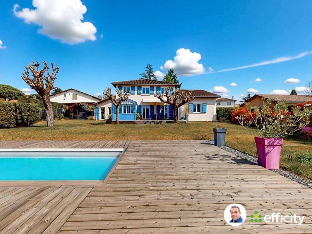 Maison à vendre, 232m², MONTMERLE SUR SAONE