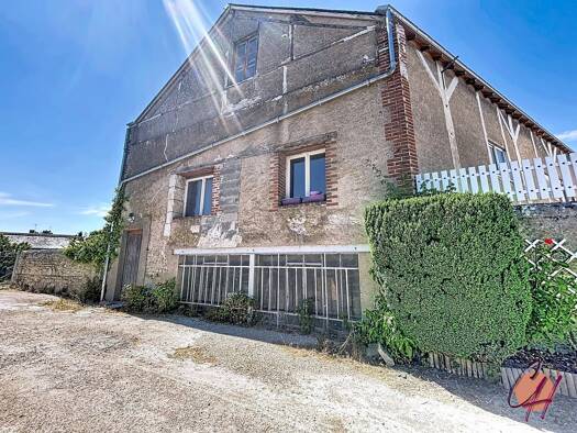 Maison à vendre 263 000 € 6 pièces 3 chambres 125,62 m² 244 m² de terrain Nord-Nord Est Amboise 37400
