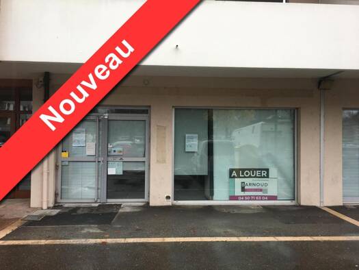Local commercial à louer 840 € Cités Thonon-les-Bains 74200