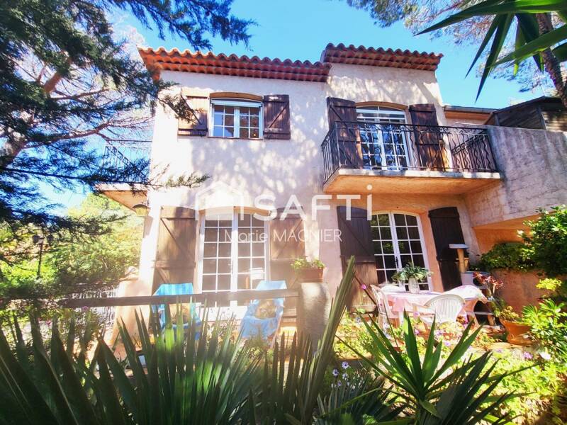 Maison à vendre, 269m², LA CROIX VALMER