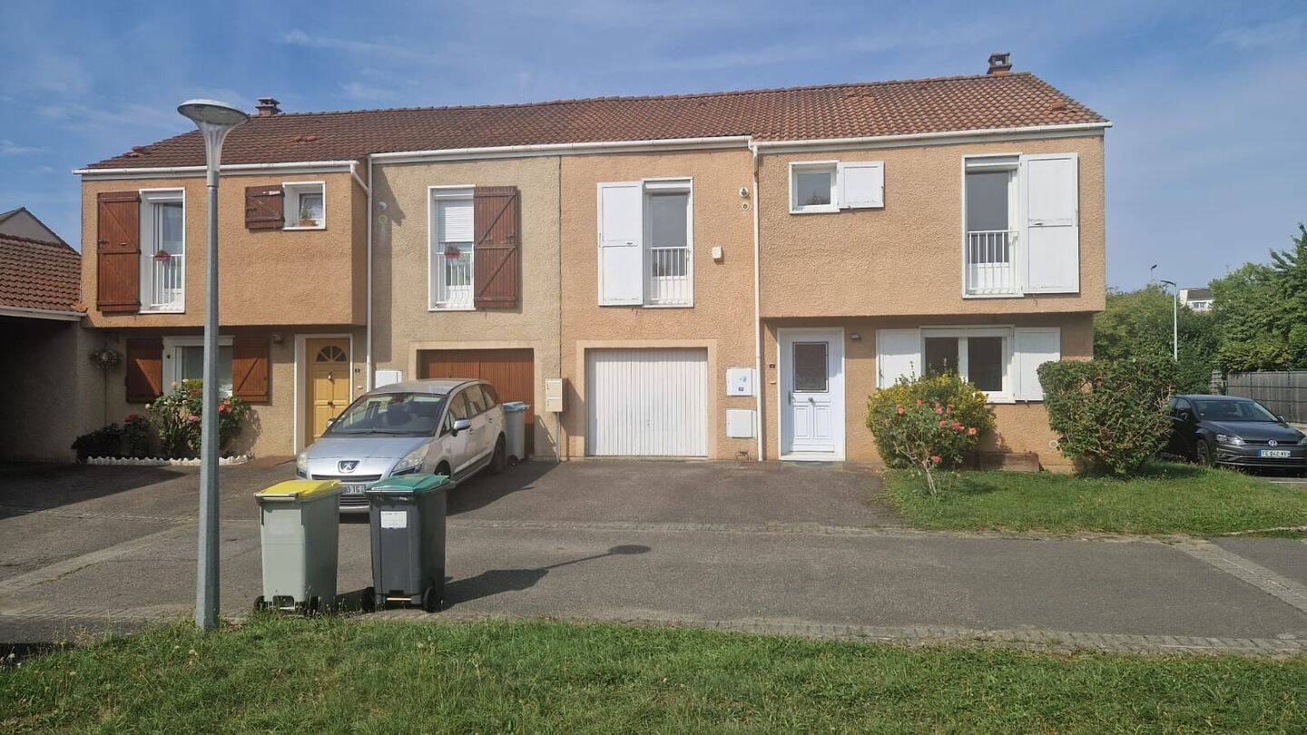 Maison à vendre, 115m², COMBS LA VILLE