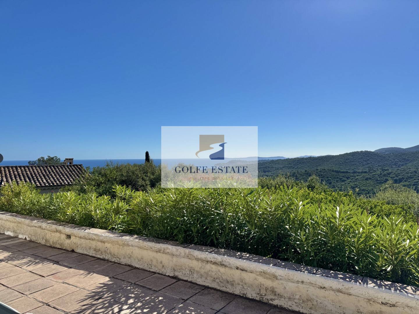 Maison à vendre, 113m², LA CROIX VALMER