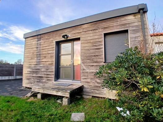 Maison à vendre 179 500 € 3 pièces 2 chambres 78 m² 246 m² de terrain Sud Bourg Saint-Philbert-de-Grand-Lieu 44310