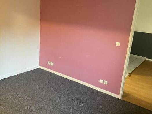Appartement à louer 640 € 2 pièces 1 chambre 26 m² Les Orgemonts Mantes-la-Ville 78711