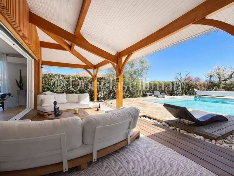 Maison à vendre, 210m², MERIGNAC