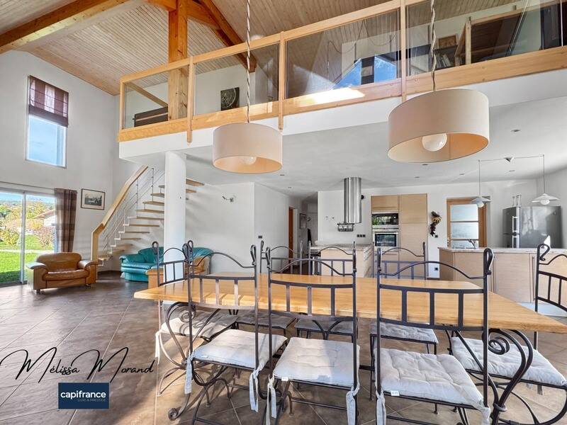 Maison à vendre, 180m², CUVAT