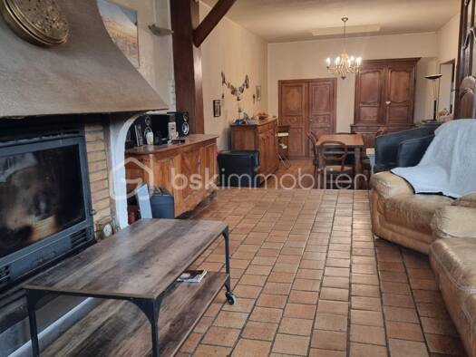 Maison de ville à vendre 214 000 € 8 pièces 6 chambres 200 m² 428 m² de terrain Centre Nœux-les-Mines 62290