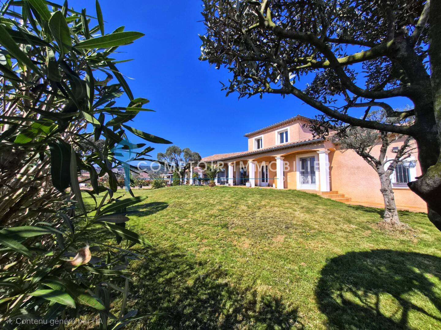Maison à vendre, 128m², SAINT JULIEN LES ROSIERS