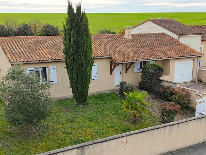 Maison à vendre, 101m², CHASSENEUIL DU POITOU