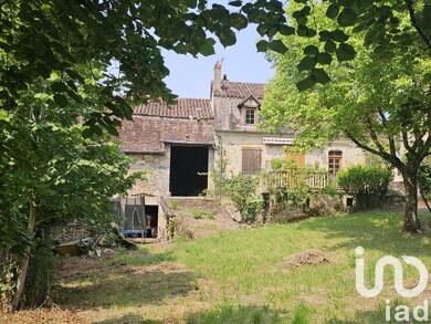 Maison à vendre 209 000 € 5 pièces 4 chambres 130 m² 1 532 m² de terrain Saint-Céré 46400