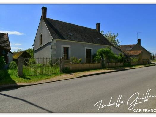 Maison de plain-pied à vendre 47 000 € 4 pièces 3 chambres 76 m² 686 m² de terrain Touchay 18160