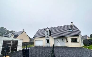 Maison à louer 1 000 € 4 pièces 3 chambres 127 m² Fricamps 80290