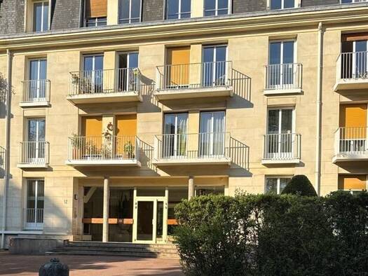 Studio à louer 600 € 1 pièce 17 m² Reservoirs Compiègne 60200