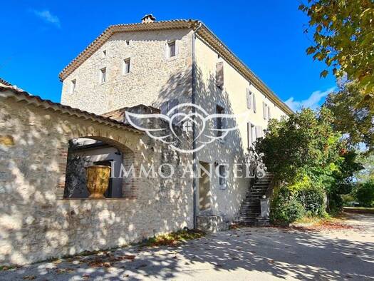 Maison à vendre 1 837 000 € 25 pièces 15 chambres 729 m² Bagard 30140