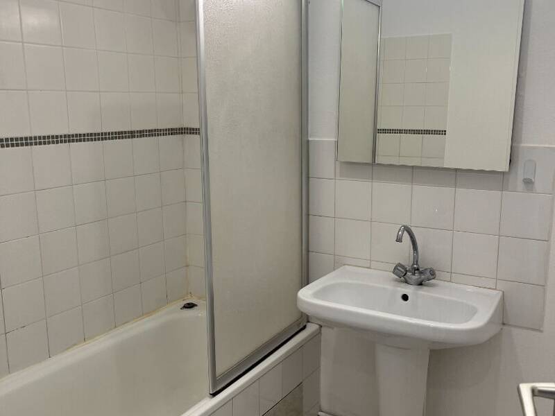 Maison à louer, 36m², LYON 8E