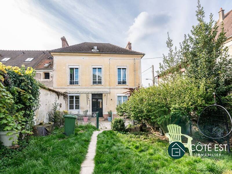Maison à vendre, 210m², FAREMOUTIERS