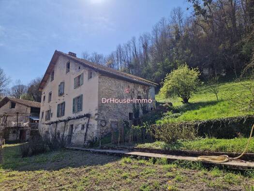 Maison à vendre 260 000 € 5 pièces 2 chambres 167,27 m² 6 696 m² de terrain Oriol-en-Royans 26190