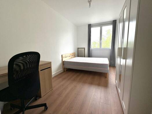 Colocation à louer 395 € 1 pièce 11,1 m² 3ème étage Espoir et Avenir-Le Nautilus-Colvert-Berlioz-Amiens Nord Ouest Amiens 80080