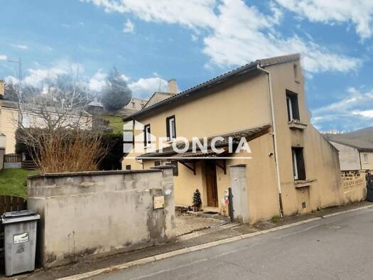 Maison à vendre 154 000 € 4 pièces 3 chambres 97 m² 271 m² de terrain Centre Ville Est Le Chambon-Feugerolles 42500