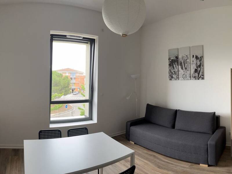 Maison à louer, 25m², LA TOUR DE SALVAGNY
