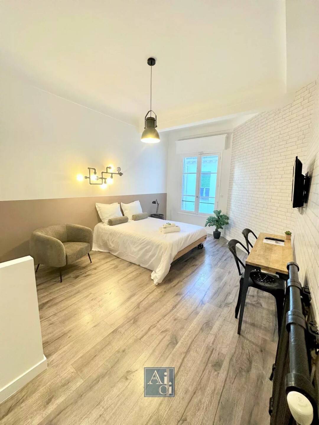 Maison à louer, 22m², CANNES