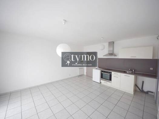Appartement à louer 550 € 2 pièces 1 chambre 38 m² Étage 2/3 Brest 29200
