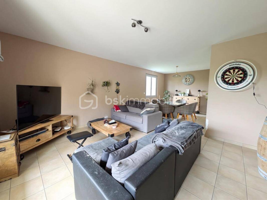 Maison à vendre, 195m², VIC FEZENSAC