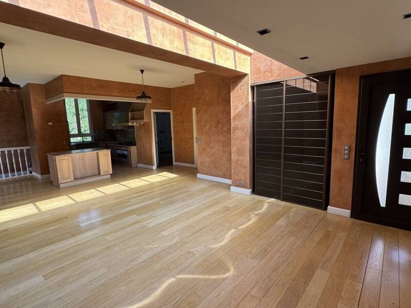 Maison à louer, 147m², LYON 9E