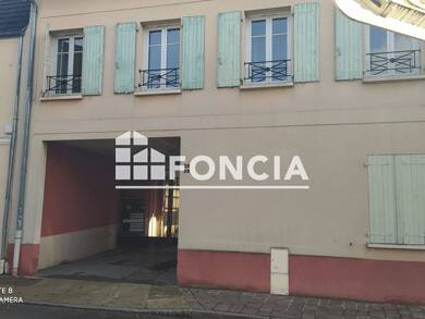 Appartement à louer 680 € 1 pièce 28,9 m² Étage 1/2 Roissy-en-France 95700