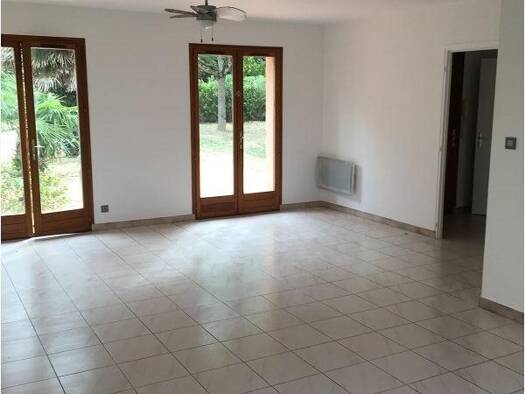 Appartement à louer 1 200 € 5 pièces 4 chambres 113 m² RDC Mons 31280
