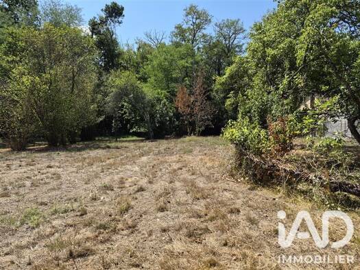 Terrain constructible viabilisé à vendre 249 000 € 1 052 m² de terrain Le Bourg Canéjan 33610