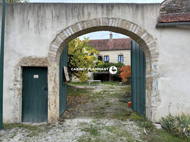 Maison à vendre 264 000 € 6 pièces 3 chambres 135 m² 1 275 m² de terrain Grignon 21150