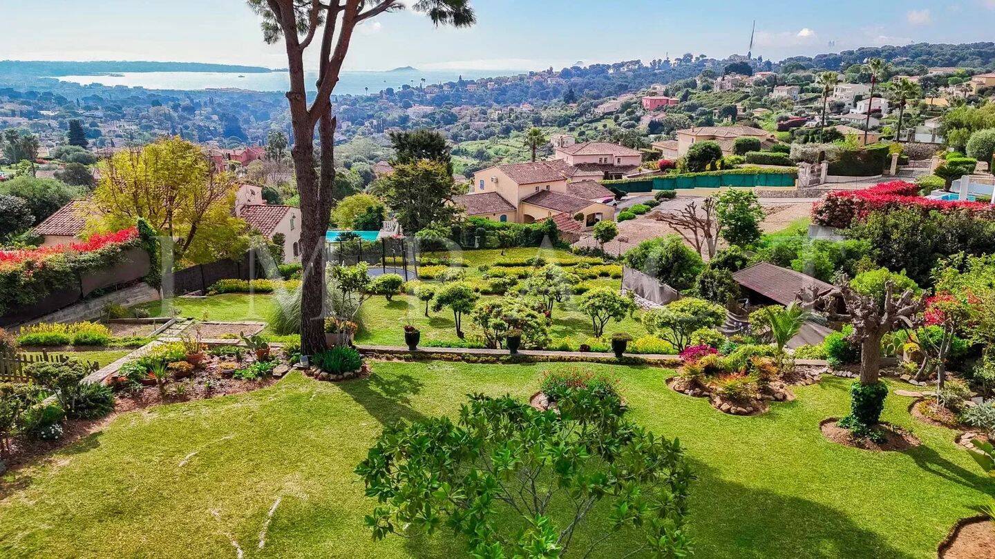 Maison à vendre, 179m², ANTIBES