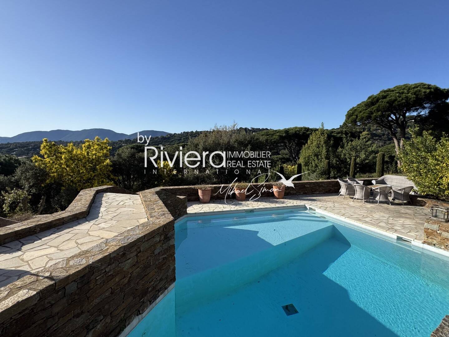 Maison à vendre, 261m², LA CROIX VALMER