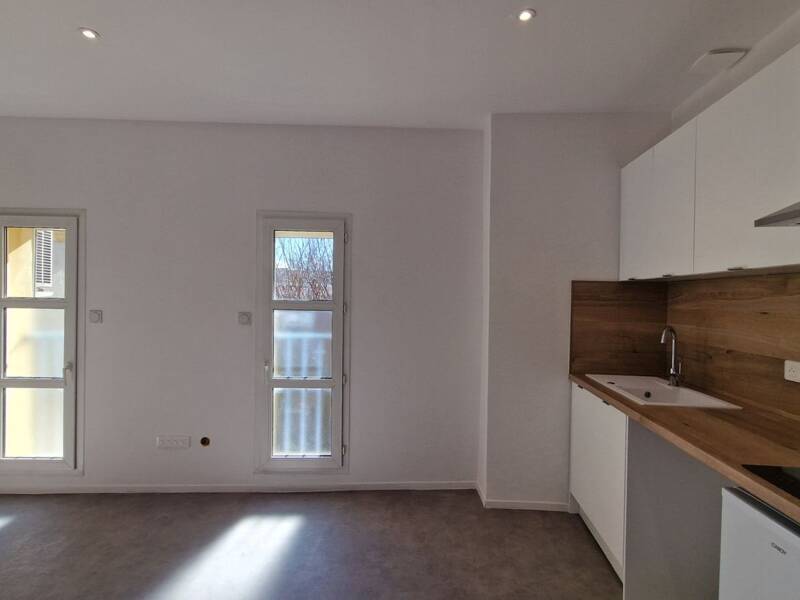 Maison à louer, 18m², LE THOR