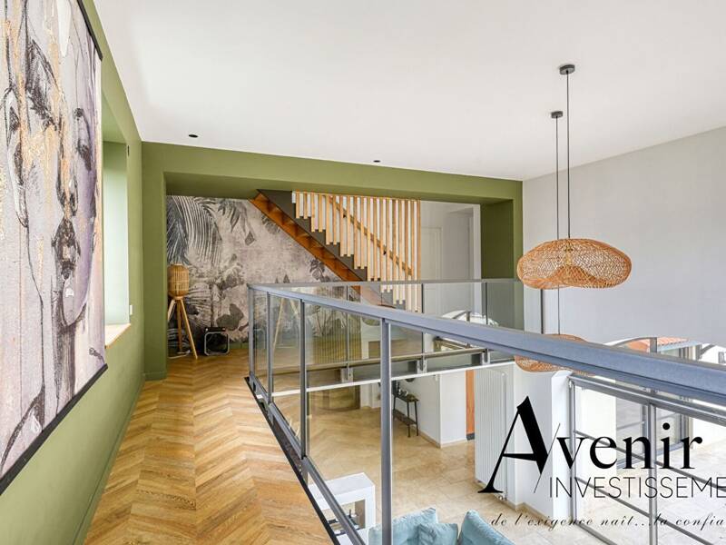 Maison à louer, 332m², BRINDAS