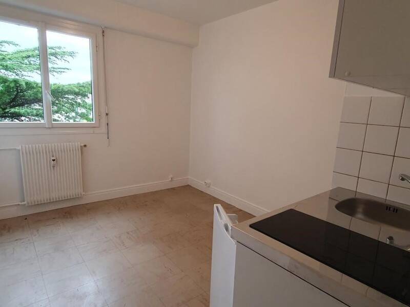 Maison à louer, 12m², NANTERRE