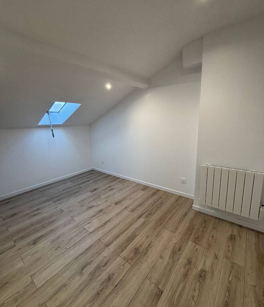 Maison à louer, 10m², ASNIERES SUR SEINE