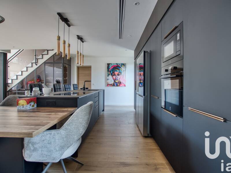 Maison à vendre, 180m², SAINT GENES DE FRONSAC
