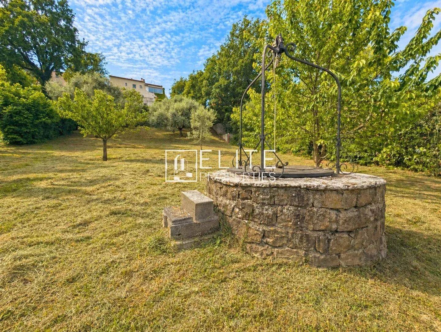 Maison à vendre, 210m², LA ROQUETTE SUR SIAGNE