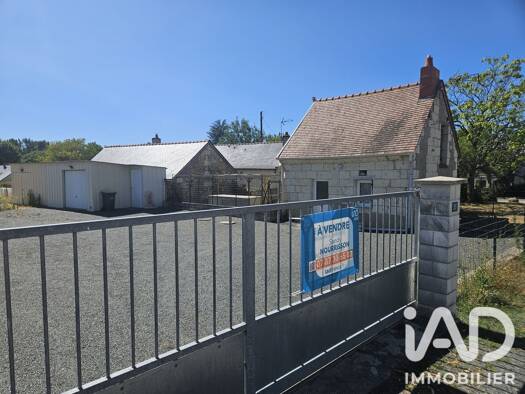 Terrain constructible à vendre 52 000 € 826 m² de terrain La Breille-les-Pins 49390