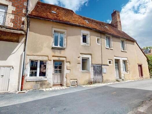 Maison à vendre 72 000 € 6 pièces 4 chambres 183 m² 95 m² de terrain Sancerre 18300