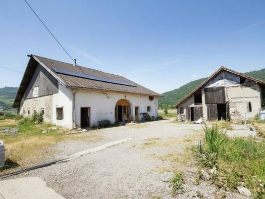 Maison à vendre 380 000 € 9 pièces 4 chambres 209 m² 3 400 m² de terrain Rupt-sur-Moselle 88360