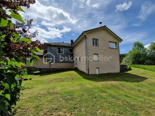 Maison à vendre 450 000 € 9 pièces 4 chambres 240 m² 1 430 m² de terrain Hauts de Bienne 39400
