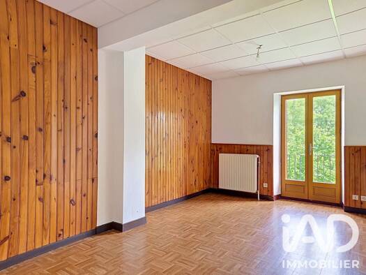 Immeuble à vendre 225 000 € 245 m² Longchaumois 39400