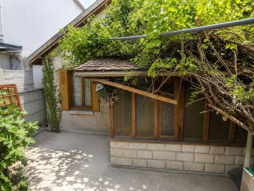 Maison de plain-pied à vendre 173 000 € 4 pièces 2 chambres 70 m² 135 m² de terrain Carrieres-Sentiers Orly 94310