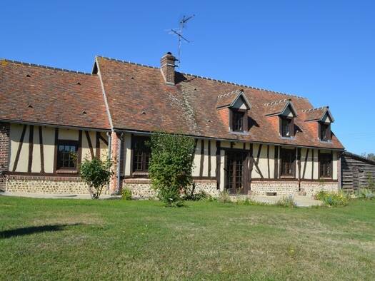 Maison à louer 730 € 4 pièces 3 chambres 92 m² 1 109 m² de terrain St Ouen sur Iton 61300