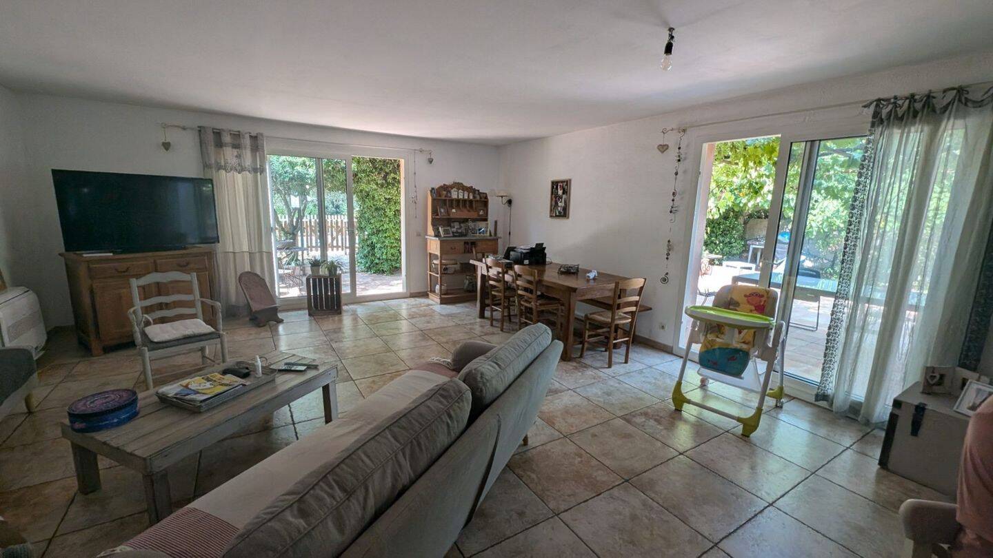 Maison à vendre, 124m², SAINTE ANASTASIE SUR ISSOLE