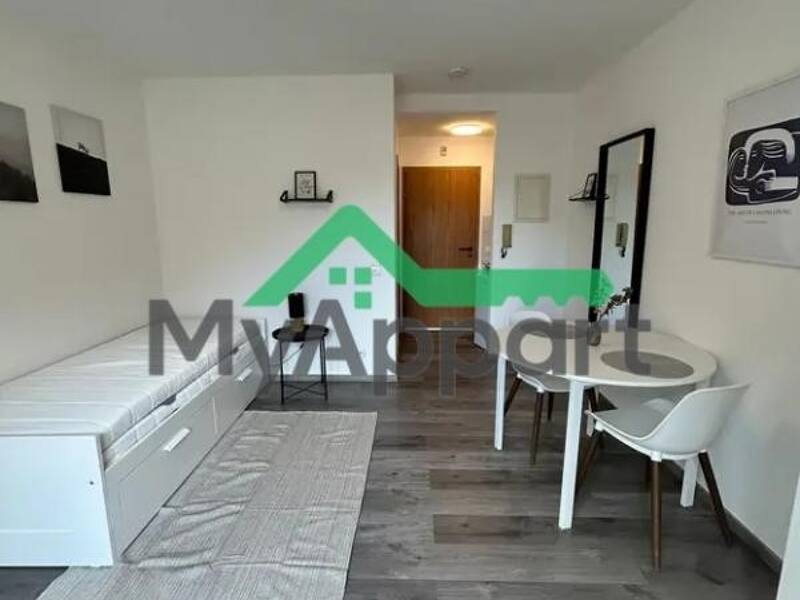 Maison à louer, 22m², PARIS 9E