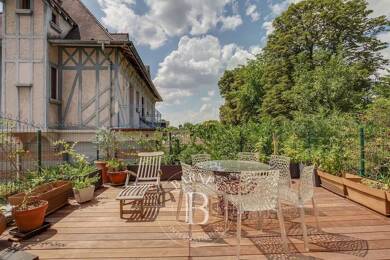 Appartement à louer 2 150 € 3 pièces 2 chambres 73,2 m² Dernier étage, Étage 1/1 Nogent-sur-Marne 94130